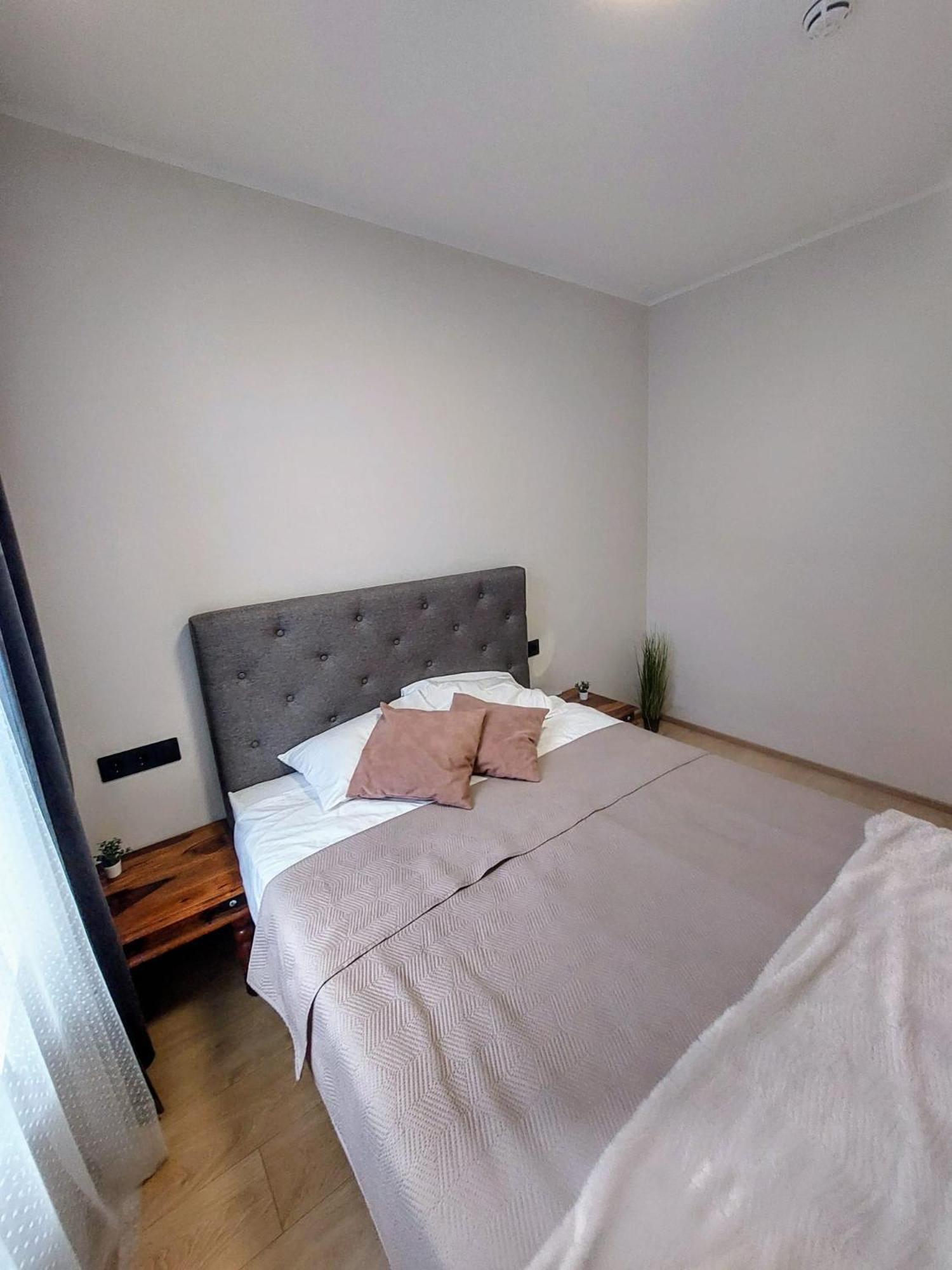 Suur-Posti Apartments 派尔努 外观 照片