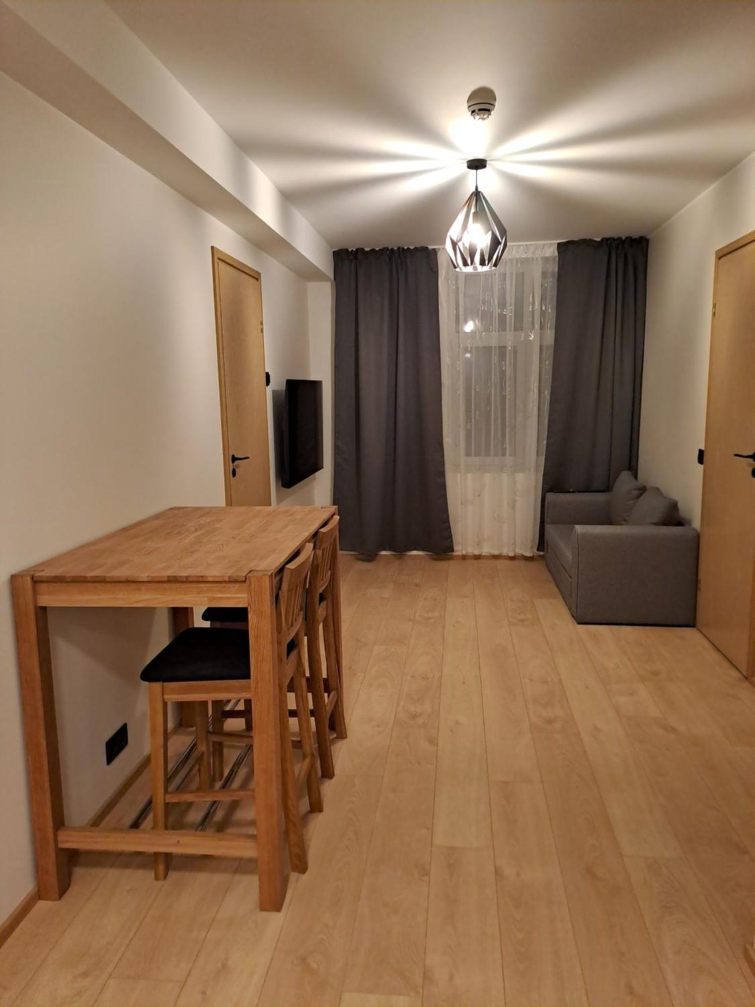 Suur-Posti Apartments 派尔努 外观 照片